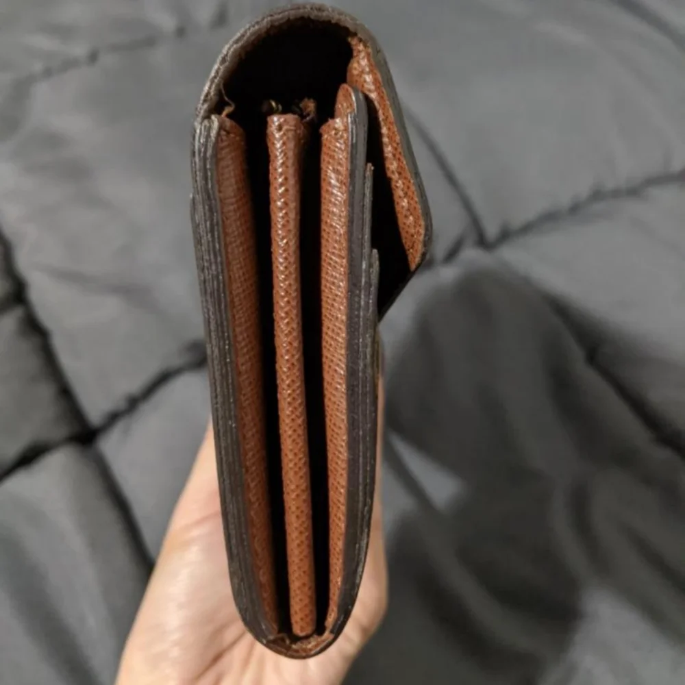 Louis Vuitton Sarah Wallet